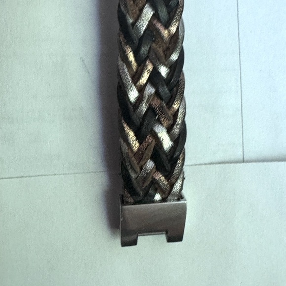 🧩 Fossil Tri-Colour Braided Leather Bracelet – Edgy & Effortlessly Cool 🖤✨ - Picture 7 of 16